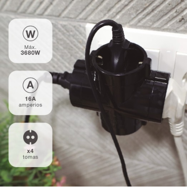 103000042 ADAPTADOR 4 SALIDAS NEGRO GSC