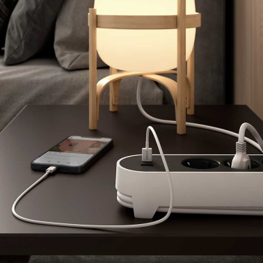 BM716301 BASE 3T + 2 USB C/CABLE 1,4m C/INTER DE PIE + CLAVIJA CON ASA SIMON BRICO