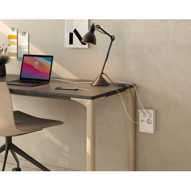 BM513301 BASE MULTIPLICADORA DE TOMAS 3T + 2 USB BLANCA MULTIFIX SIMON BRICO