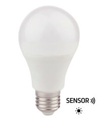 120849 LAMPARA LED STANDARD SENSOR CREPUSCULAR 9W E27 6000K B&B