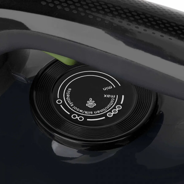 JEPL2401 PLANCHA VAPOR NEGRA SUELA CERAMICA 3000W JATA