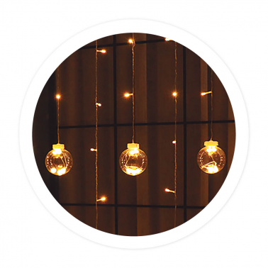 204605024 1,4m CORTINA LED CON BOLAS USB 8 FUNCIONES GSC