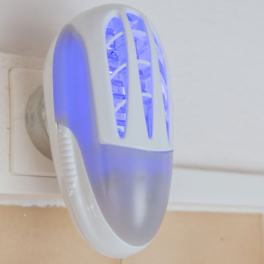 IN127545 MATA INSECTOS ELECTRICO LUZ UV-A LED 1W 12m² COATI SIMON BRICO